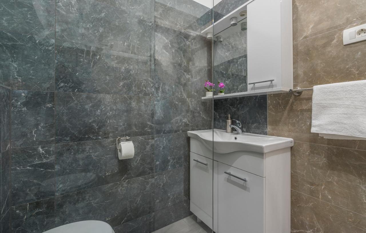 Roberto rooms Porec Esterno foto