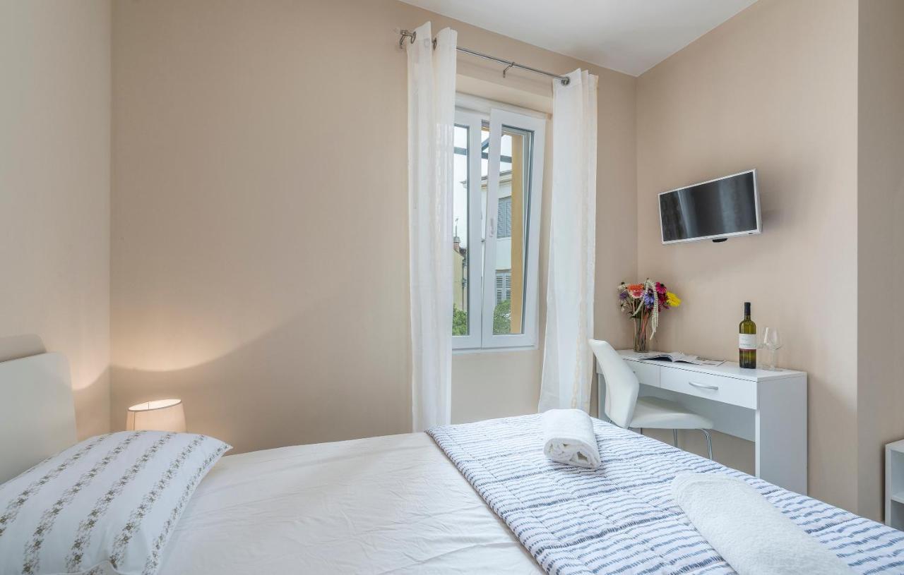 Roberto rooms Porec Esterno foto