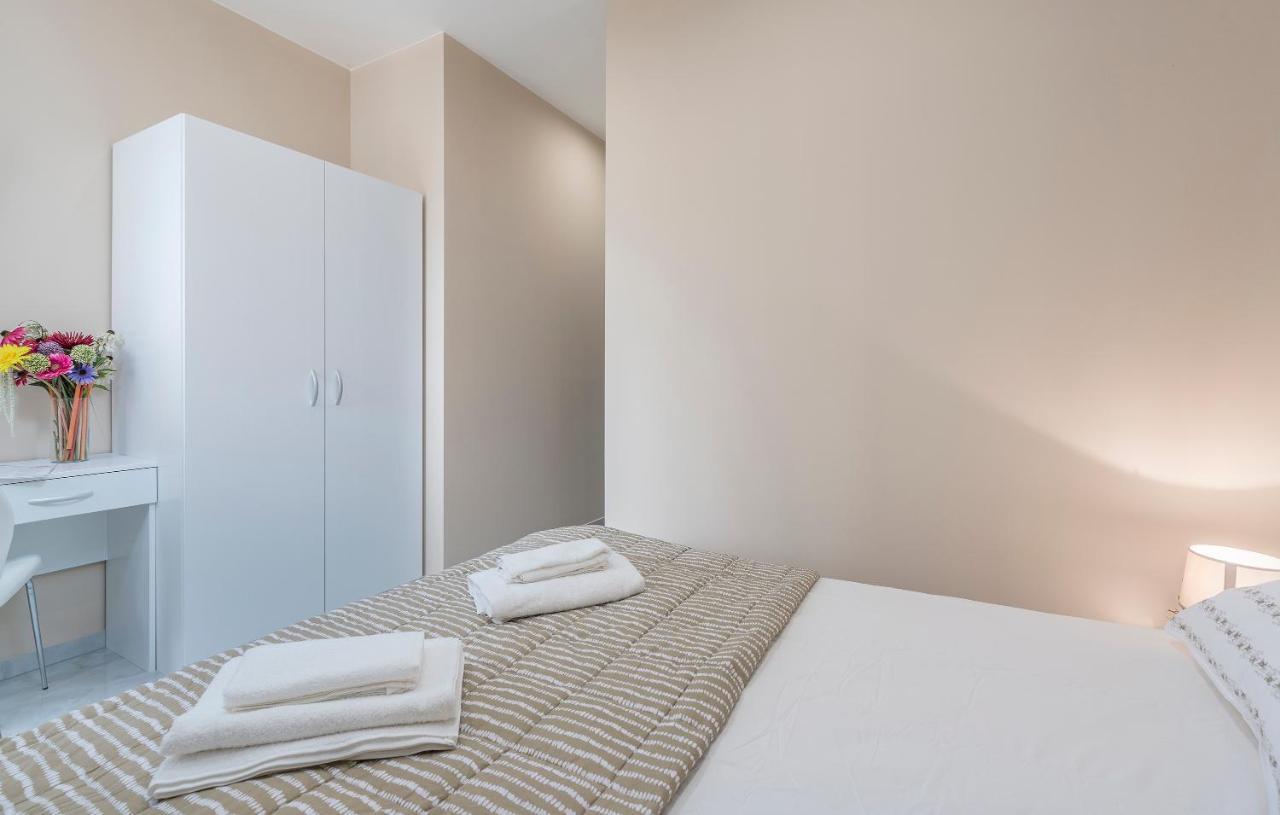 Roberto rooms Porec Esterno foto